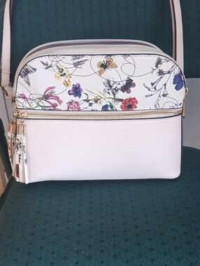 White Floral Accent Crossbody Bag with Tassel Detail